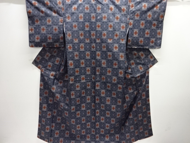 JAPANESE KIMONO / KIMONO ENSEMBLE / SILK / OSHIMA TSUMUGI / WOVEN SQUARE & FLORAL RHOMBUS